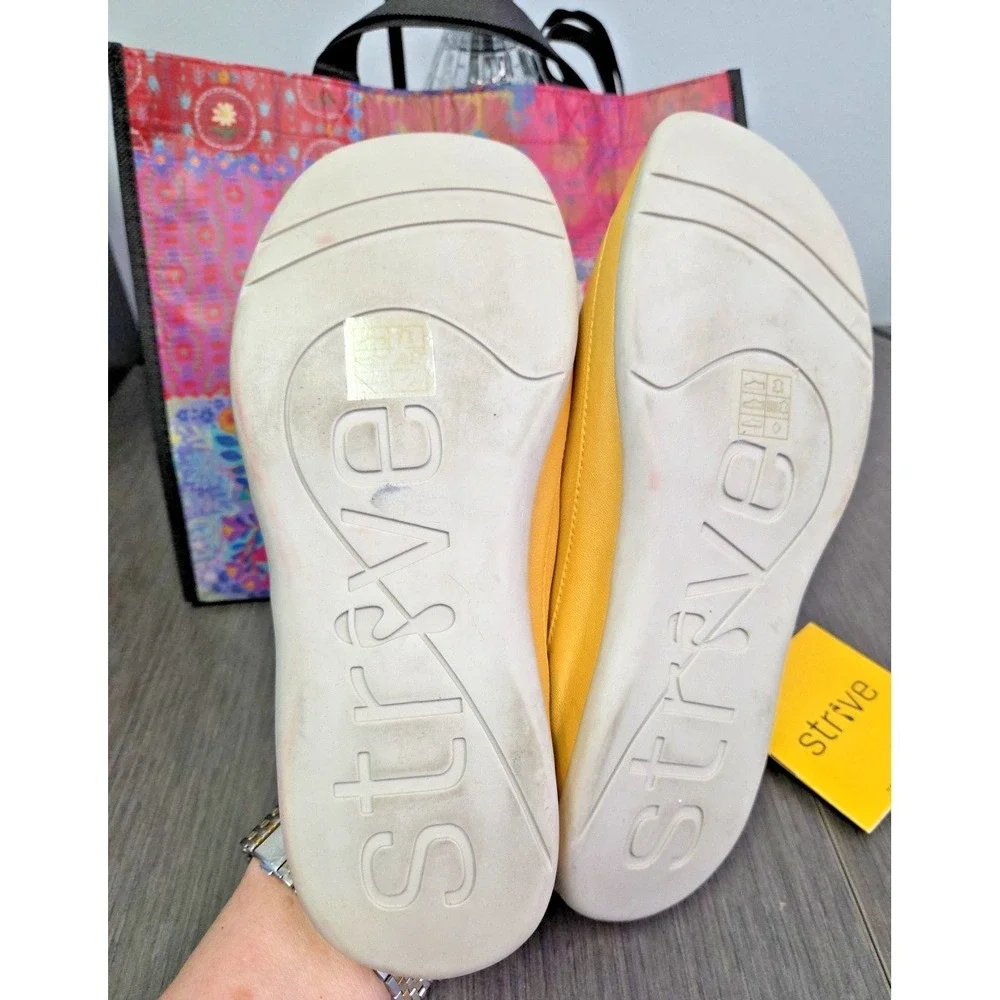 Strive Women Capri Slip On Sandal Shoe US 9/EU 39‎ Arch Support Yellow New
